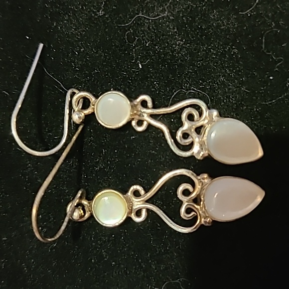 Silver earings - Picture 2 of 5